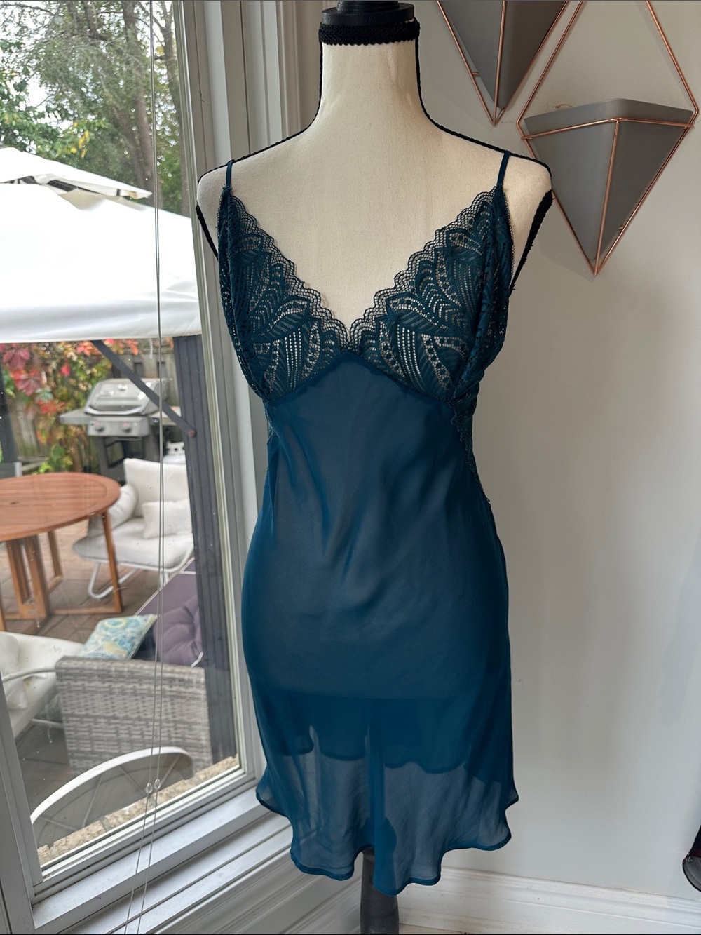 La Vie En Rose Delivered cate Sheer Lace-Trim Slip Dress Teal Lingerie Size XL